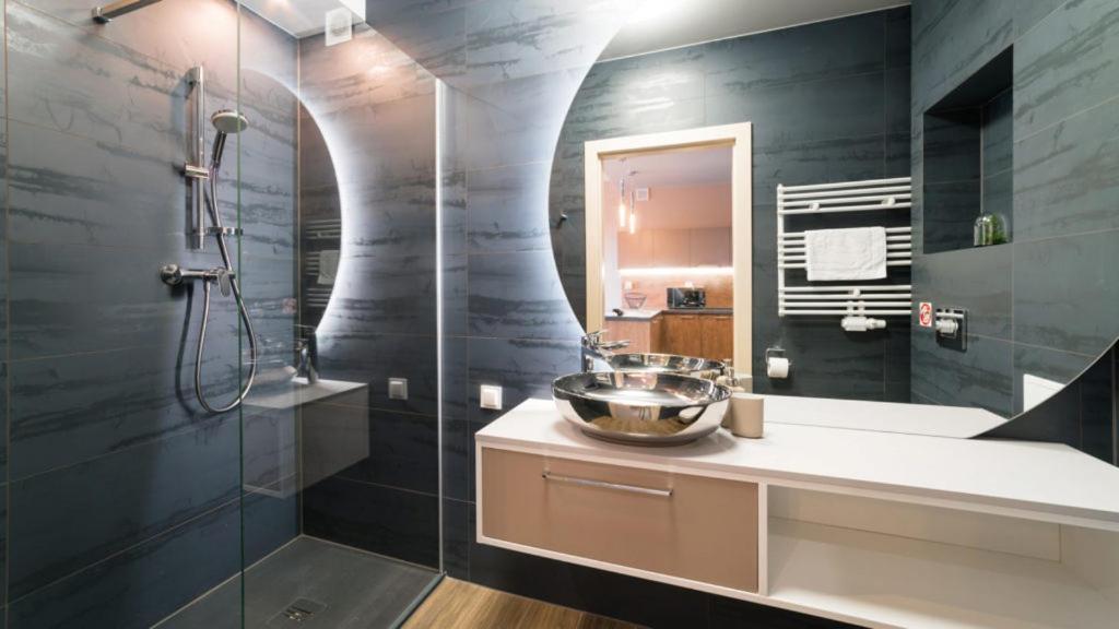 Karpatia By Royal Aparts Apartment
